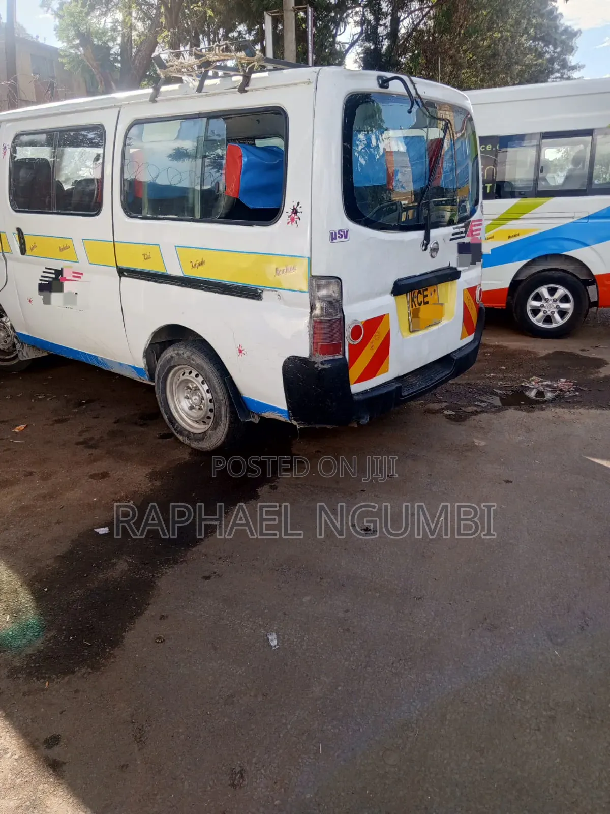 Nissan Caravan (Urvan) 2009 White