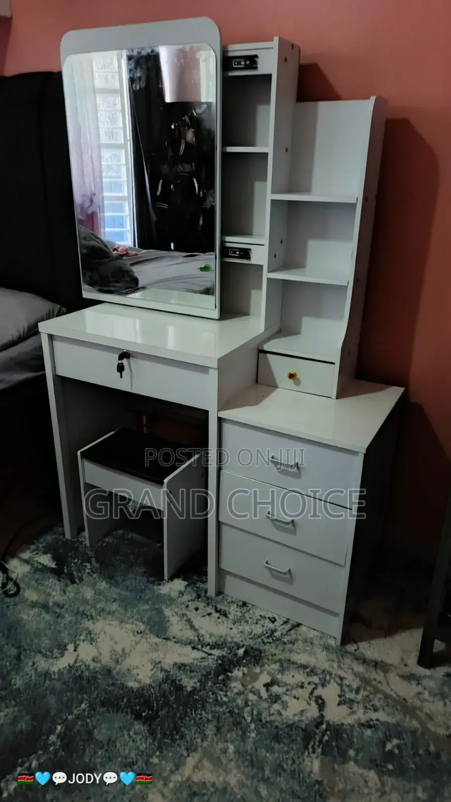 Home Dressing Table With Sliding Mirror