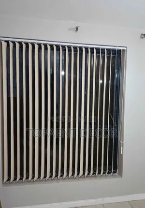 Framing the View Perfectly With Elegant Window Curtain Blinds