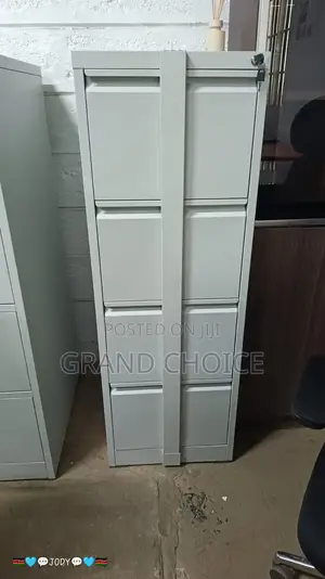 Office Cabinet With a Lockbar