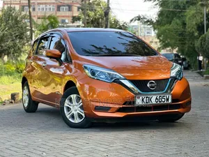 Nissan Note 2016 Orange