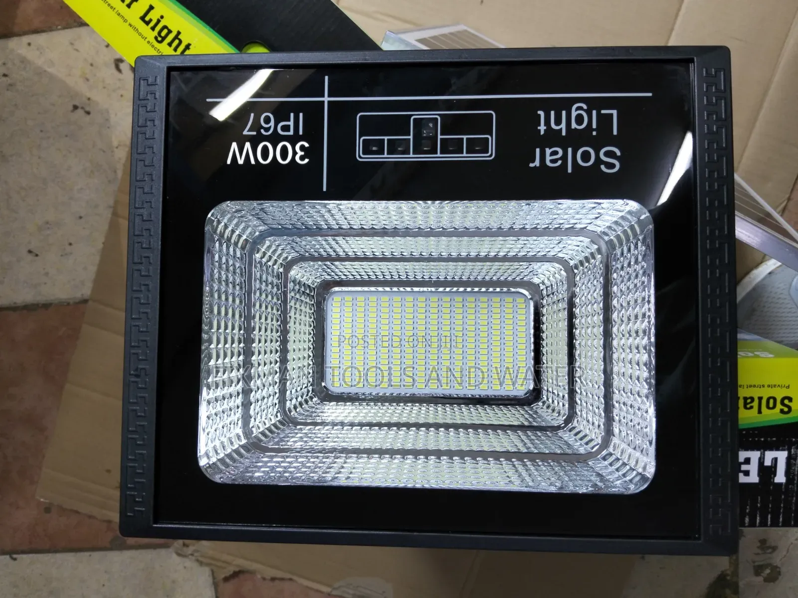 New Ip 67 Led Solar Flood Light 300 Watts
