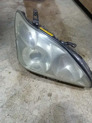 Headlight Toyota Harrier Mu30240 No 4