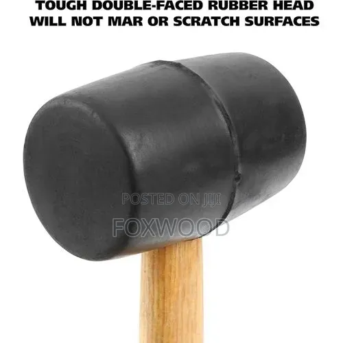 500g Black Rubber Mallet With a Wooden Handle.