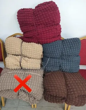 7 Bubble Seat/Sofa/Chair Cover