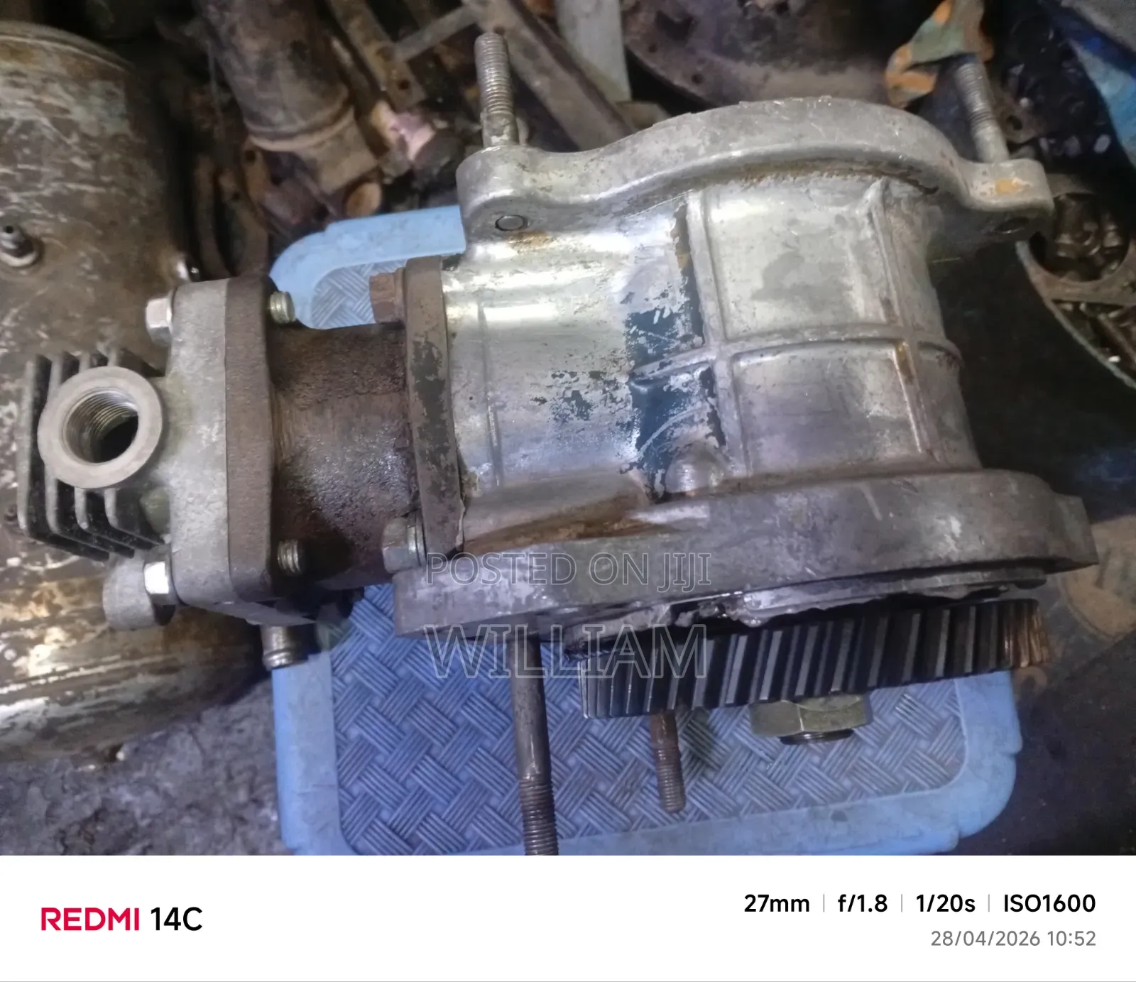 Compressor Head