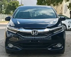 Honda Fit Shuttle 1.5 Hybrid 4WD 2019 Blue