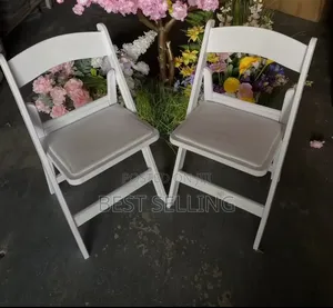 Wooden White Folderable Wedding Chairs