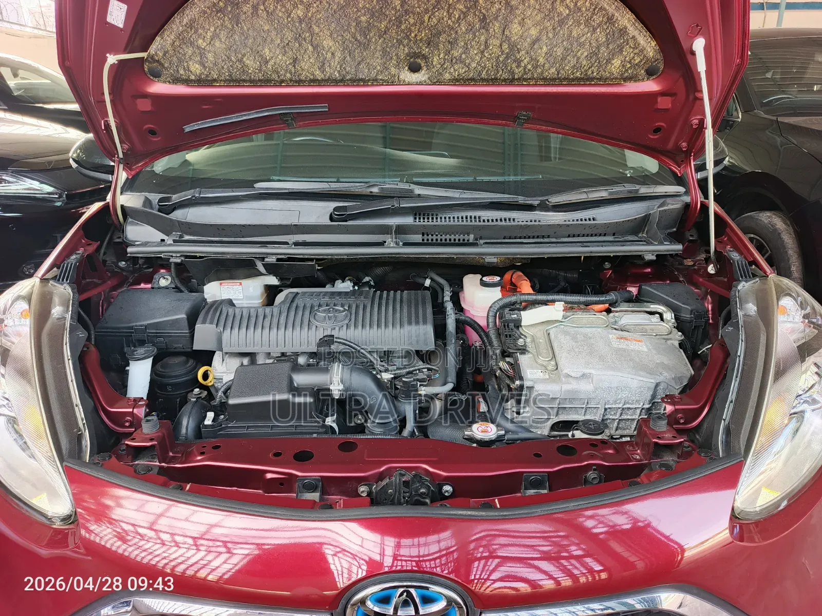 Toyota Sienta 2020 Red