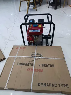 Aico Japan Concrete Vibrator With Poker