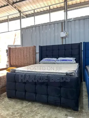 Button Tufted Headboard, (Black )