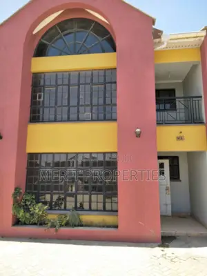 Three Bedrooms All Ensuite With DSQ for Sale