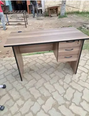 Modern Office Desk
