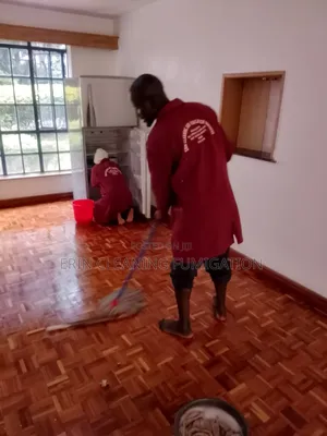 Floor Scrubbing and House Deep Cleaning