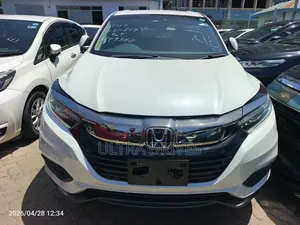 Honda Vezel 2019 White