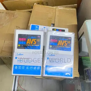 Avs30 Automatic Voltage Regulator Switcher for Ac, Freezer Office Eq