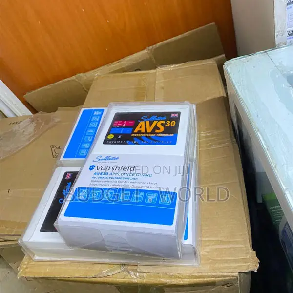 Sollatek Avs30 Voltshield 30a Automatic Voltage Protector for Heavy Ap