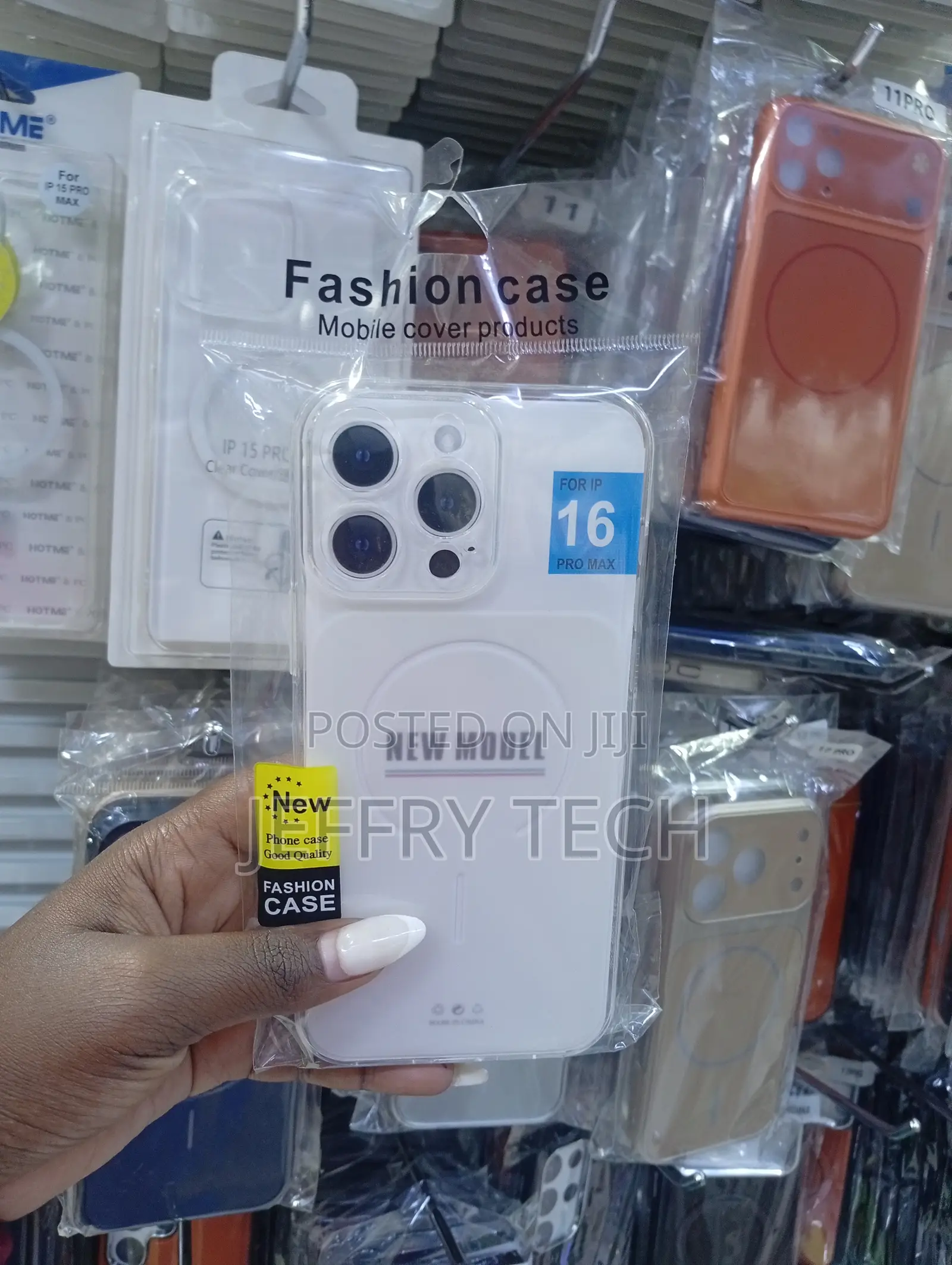iPhone 16 Pro Max Clear, Magsafe-Compatible Cover