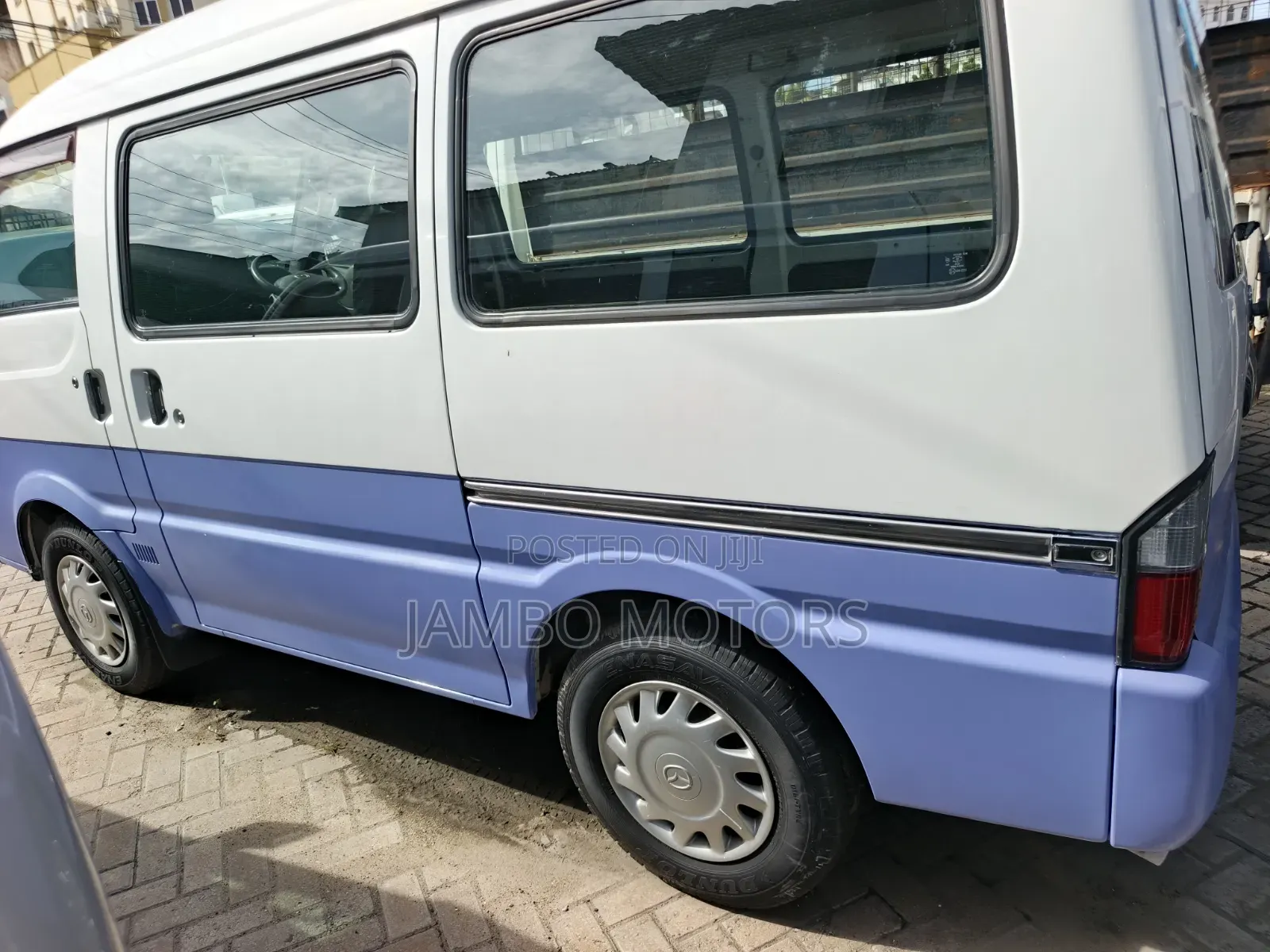 Mazda Bongo 2020