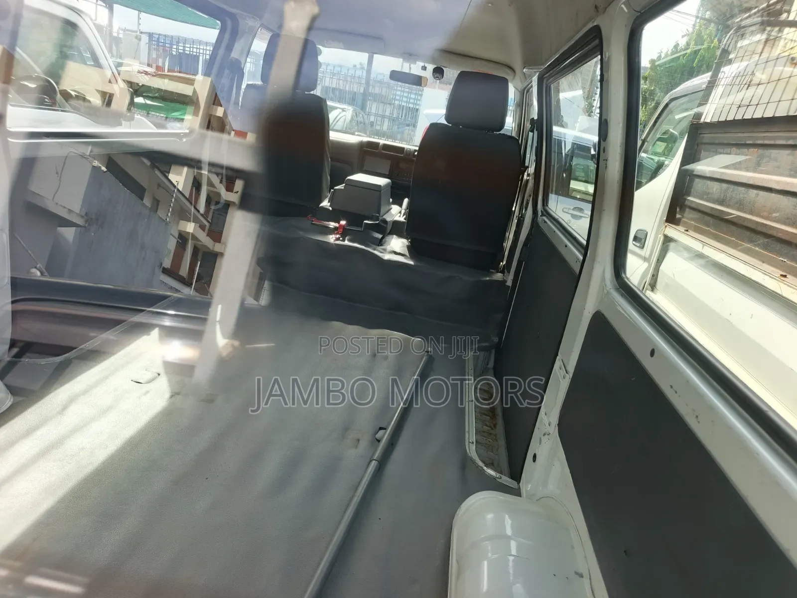 Mazda Bongo 2020