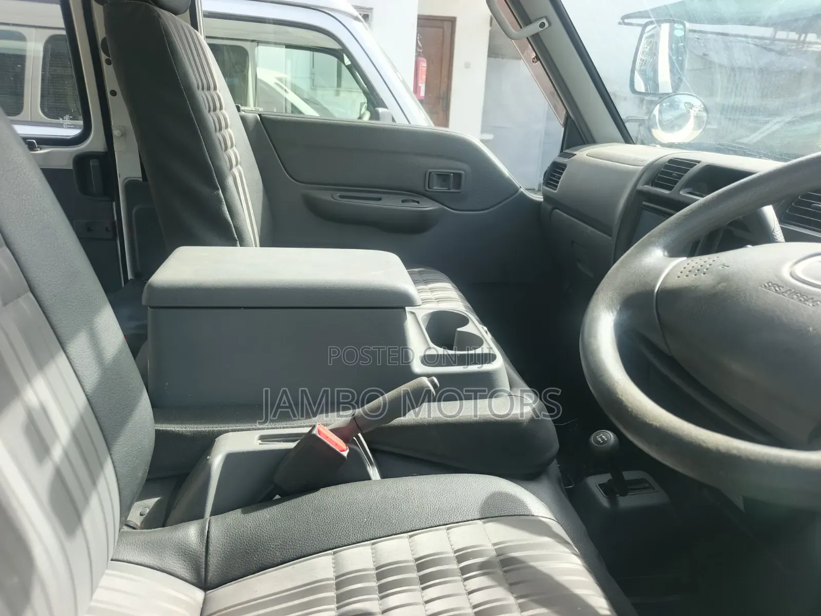 Mazda Bongo 2020