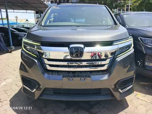 Honda Stepwgn 2019 Gray