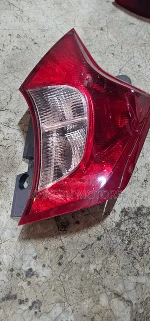 Taillight Nissan Note E12 2010
