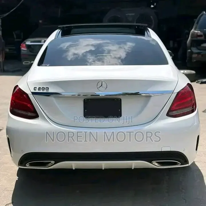 Mercedes-Benz C200 2018 White