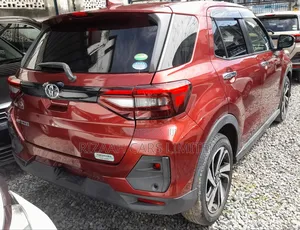 Toyota Raize 2020 Red