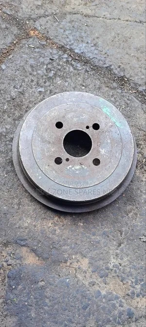 Brake Drums Axio,Ractis 4-Stands.
