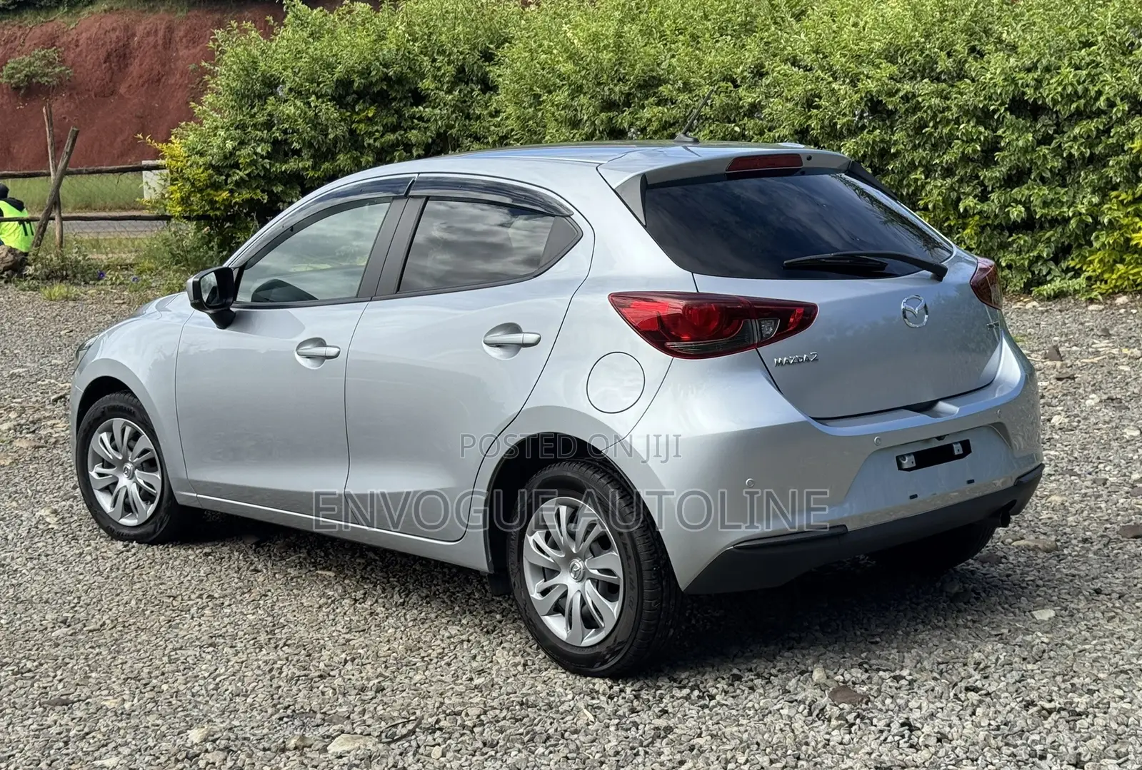 Mazda 2 2020 Silver