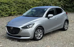 Mazda 2 2020 Silver