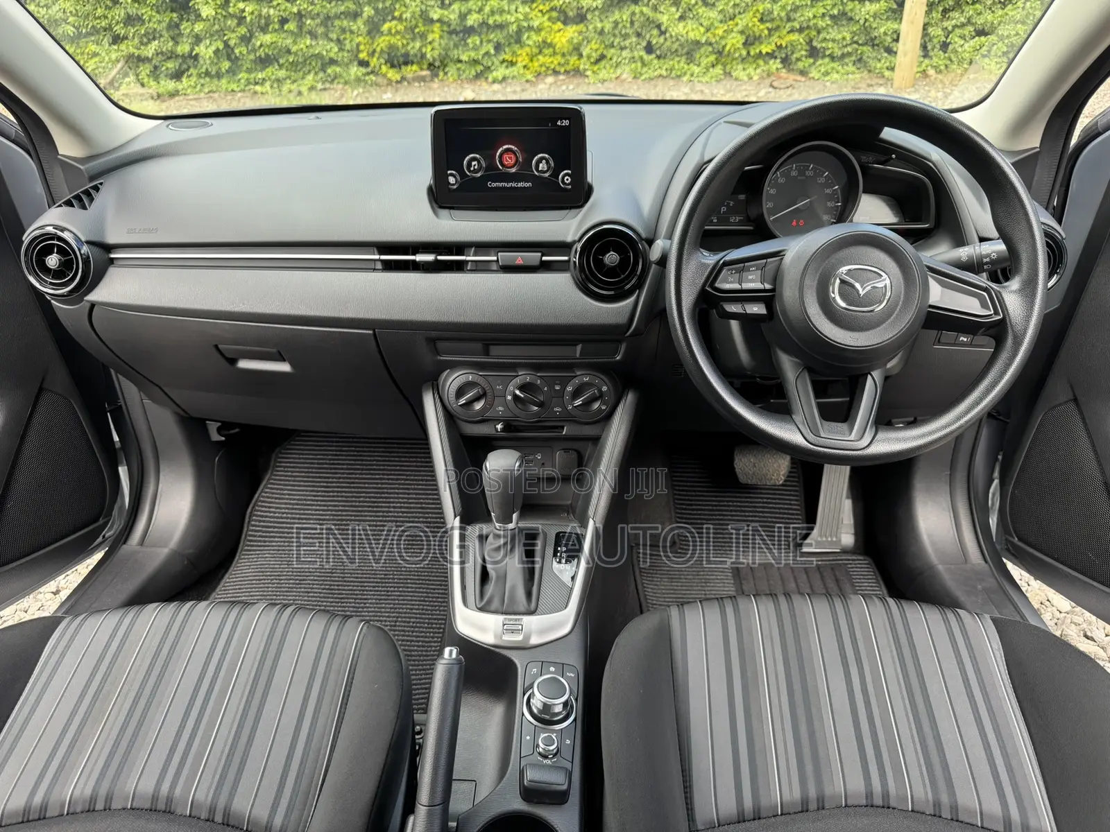 Mazda 2 2020 Silver