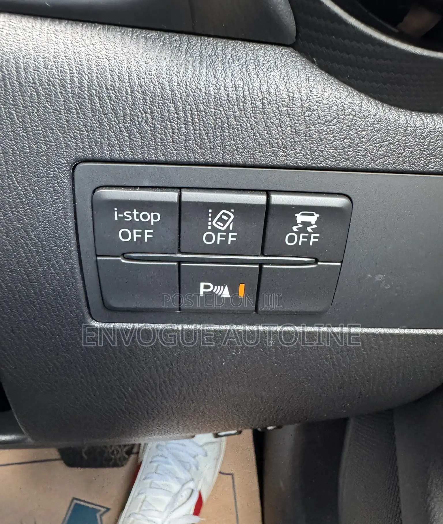 Mazda 2 2020 Silver