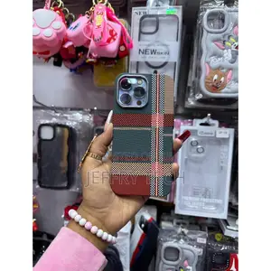 Apple iPhone 14 Luxo Tribal Case