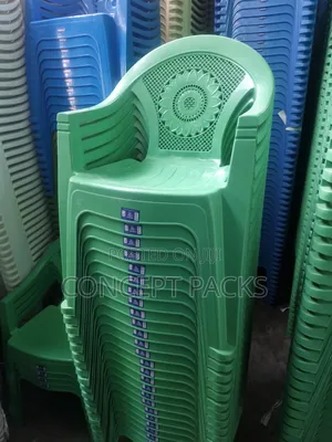 Plastic Green Armchair Shoshona