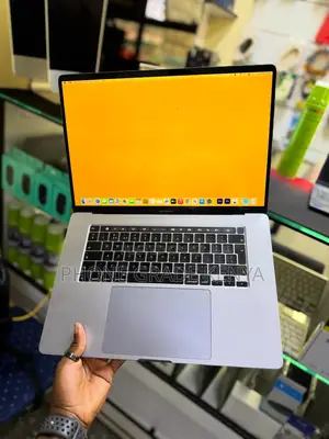 Laptop Apple MacBook Pro 2019 32GB Intel Core i7 SSD 512GB
