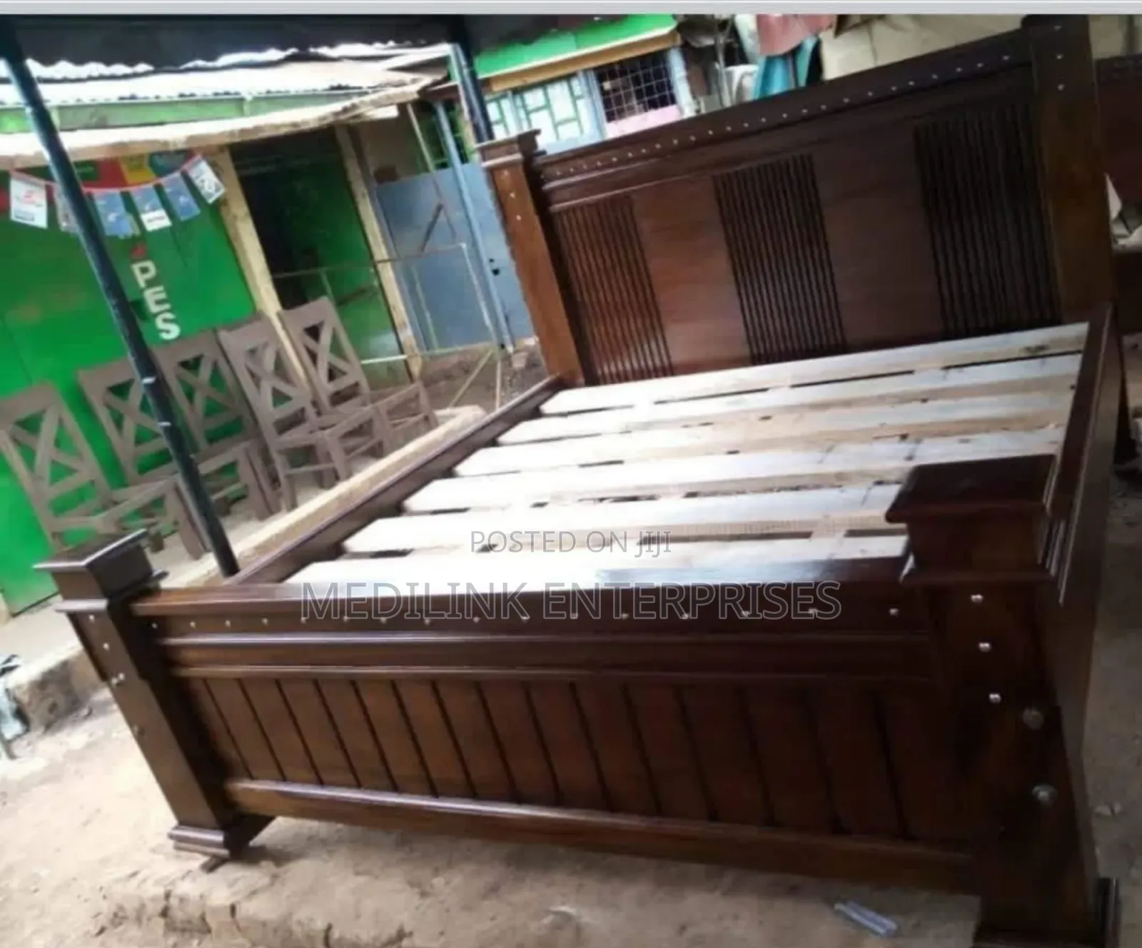 Walnut Creek Mahogany 6*6 Beds Solid Beds