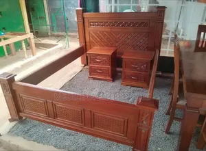 Moab Modern Solid Mahogany Bed 6*6