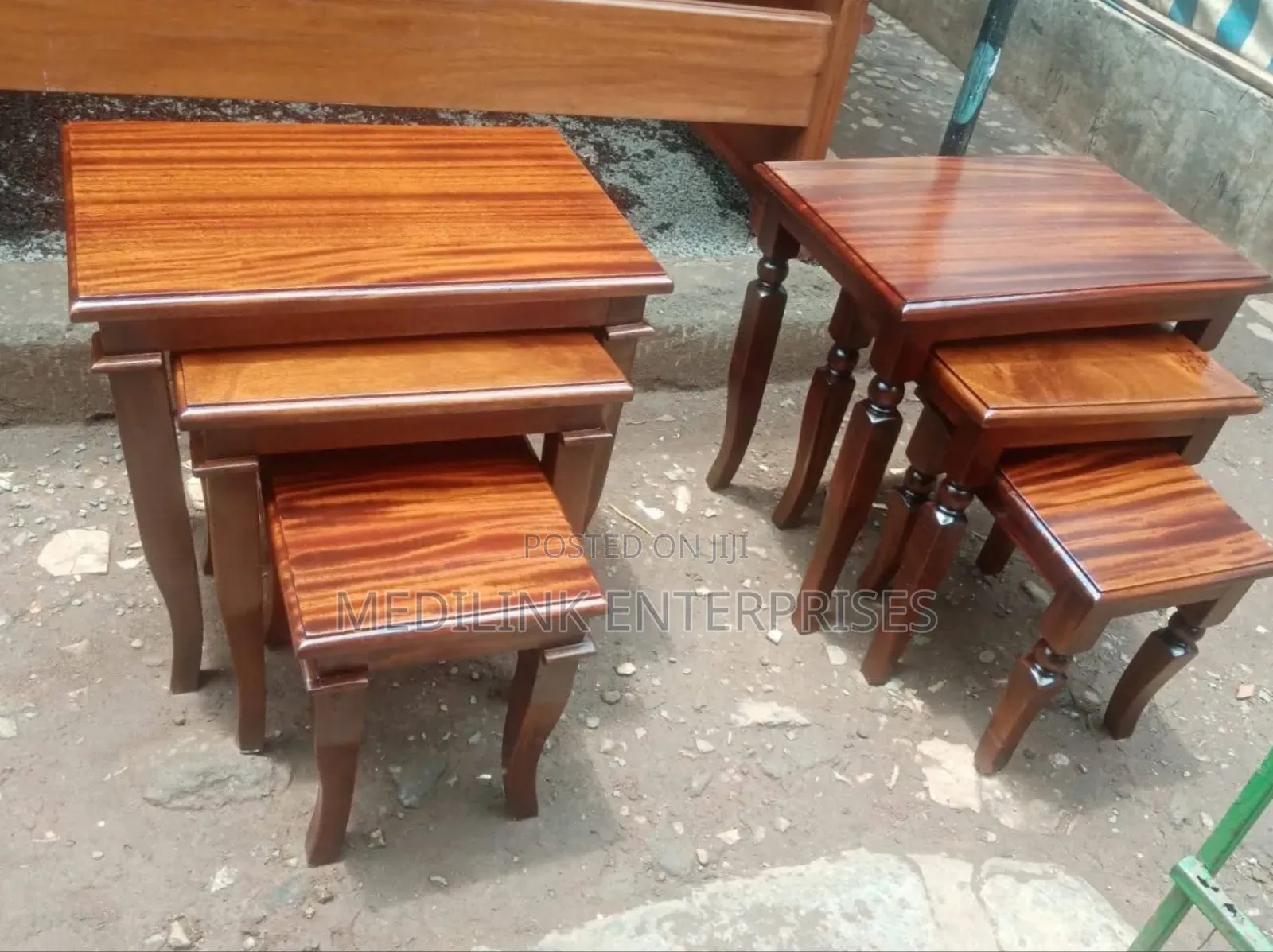 Mahogany Endo Nestle Stools