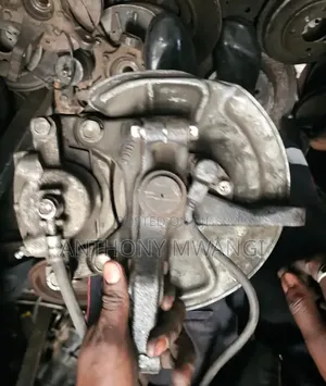 Clean Front Hub for Suzuki Every
