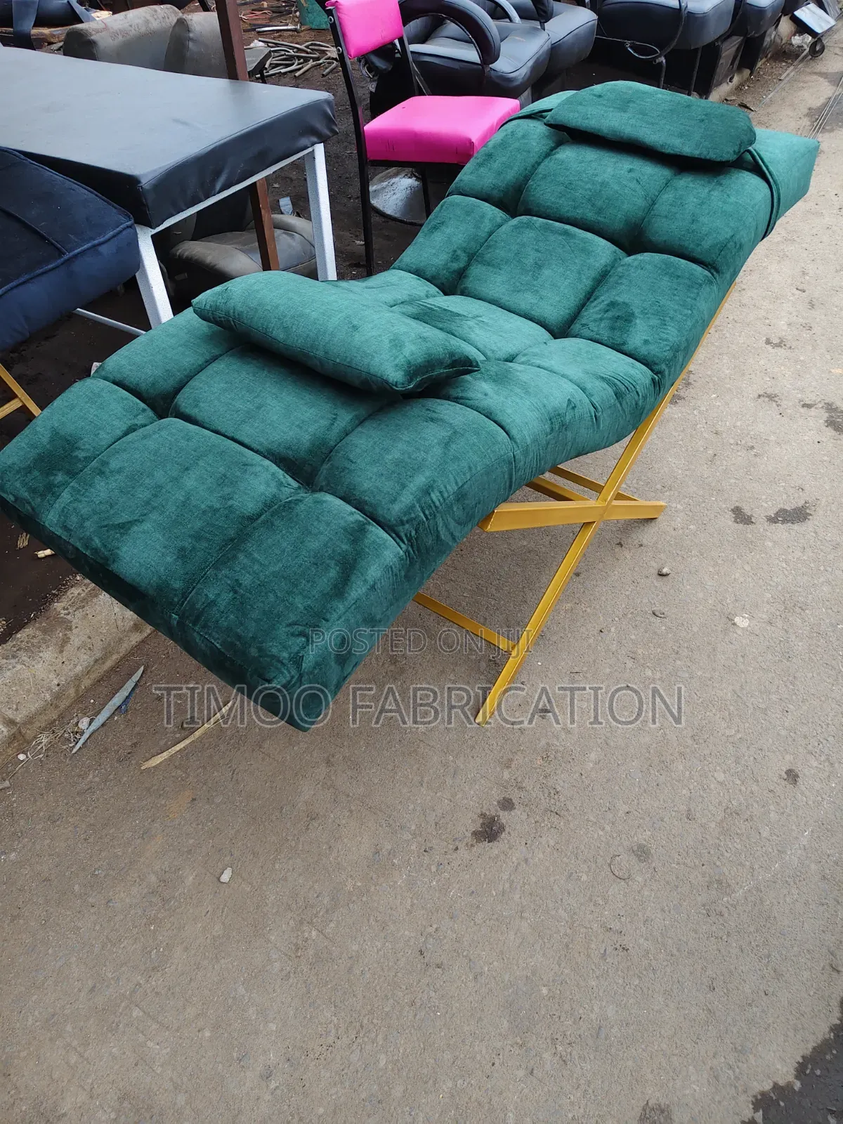 Lashes Bed With Pillow and Headrest