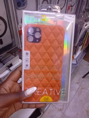Rhombus Case for Apple iPhone 14 Plus - Orange
