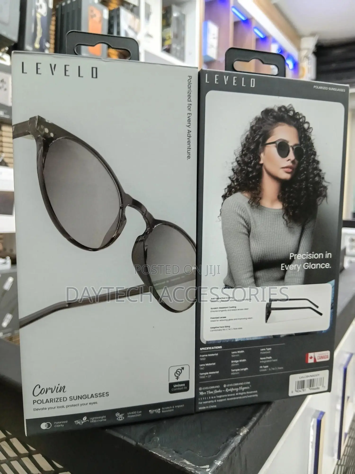 Levelo Corvin Round Frame Polarized Lens Sunglasses With Pouch