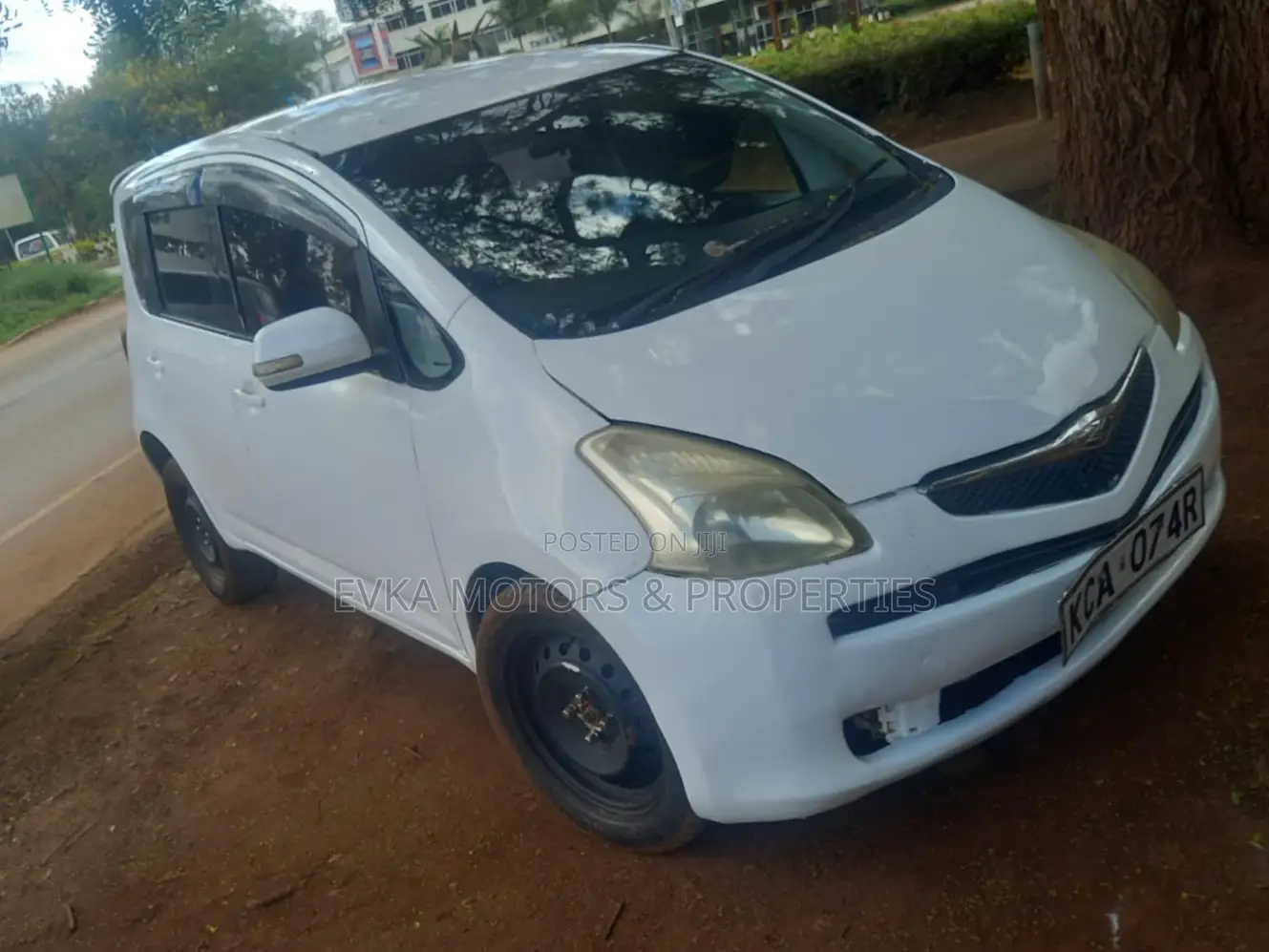 Toyota Ractis 2008 White