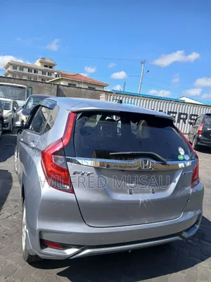 Honda Fit 2019 Silver