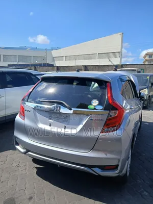 Honda Fit 2019 Silver