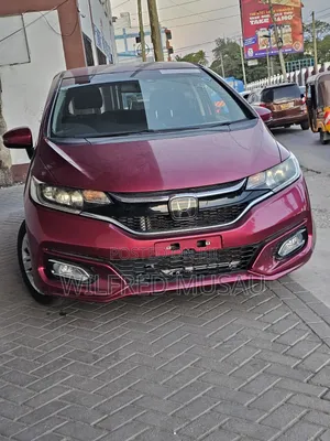 Honda Fit 2019 Pink