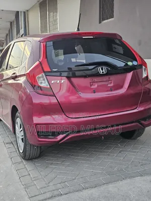 Honda Fit 2019 Pink