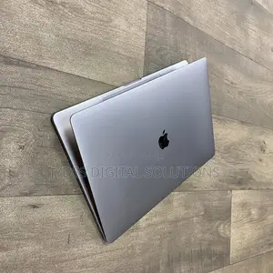 Laptop Apple MacBook Pro 2019 32GB Intel Core i9 SSD 1T
